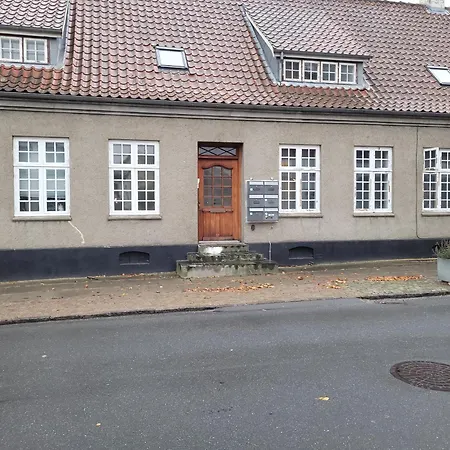 Gamle Praestegard Arup (Funen)