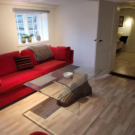 Gamle Praestegard, Vicevaertlejlighed Apartment